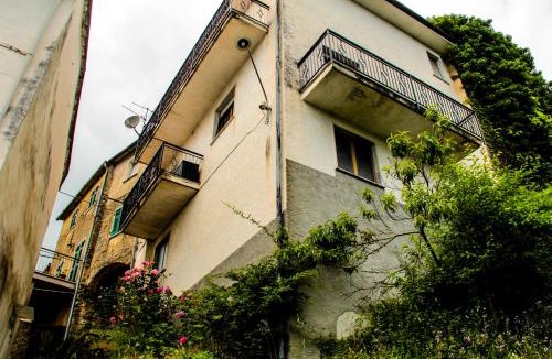 Borghetto di Vara House | L'AGOrà - Ca' du punte