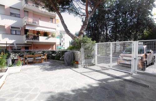 Sturla Apartment | La Casetta - Gaslini e Mare - private parking & garden