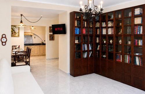 San Teodoro Apartment | La Genovese Apartment Dimora Regale del Principe
