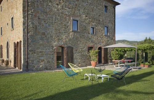 Gaiole in Chianti Villa | La Maccinaia 14 by Salogi Villas