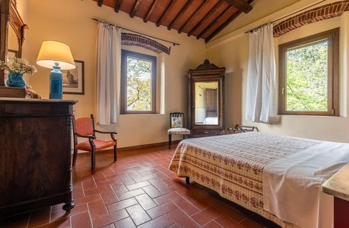 Scandicci Other | La Tinaia farmhouse, IL BOSCO apartment, nice views, pool, minutes to Florence