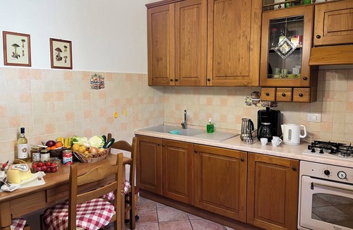 Tuoro sul Trasimeno Villa | Lake-View Private Umbria Villa & Pool