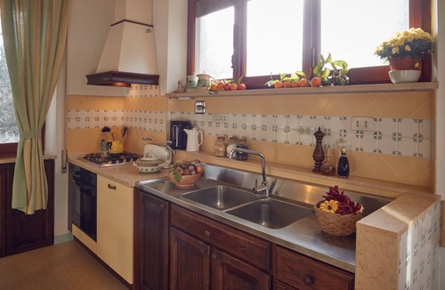 Perugia Apartment | Le Balze Charming Apartment in villa, private garden, 10 min from Perugia Centre