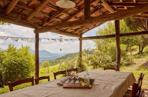 Villabuona Apartment | Lepricine Apartment 'Country House for 4 on the Lucca Hills' with Private Garden