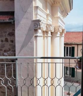 Gorleri Apartment | Ligurian village, historic center, near the sea