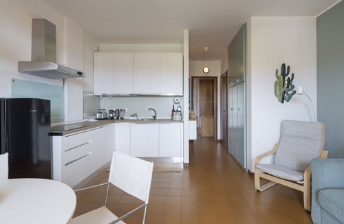 Pietrabruna Apartment | Lovely apartment for 4 people with WIFI, TV, balcony and pets allowed