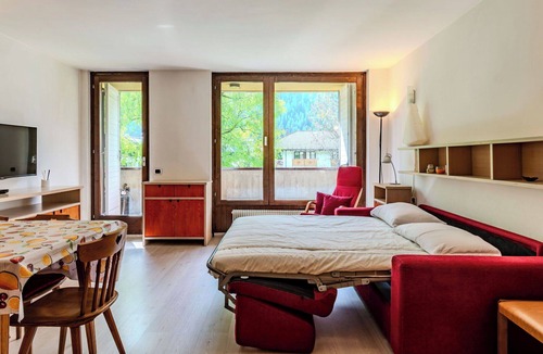 Giustino Apartment | Lovely apartment for 4 guests with TV and balcony