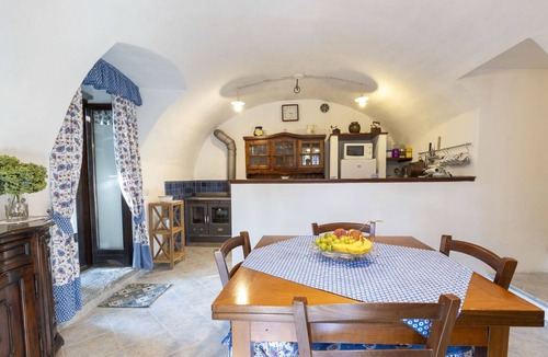 Valtellina Apartment | Lovely apartment for 4 people with WIFI, terrace and pets allowed