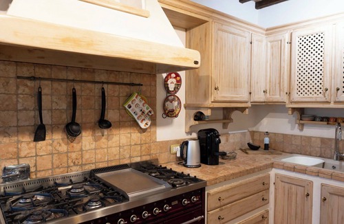 Panicale Apartment | Lovely apartment for 14 people with private pool, WIFI, A/C, TV, patio and pets allowed