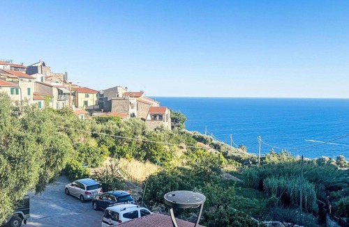 Piani-Ciapin Apartment | Lovely apartment for 5 guests with pool, WIFI, A/C, TV and terrace