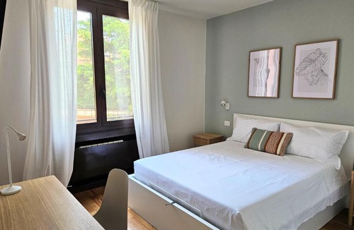 Milano 3 Apartment | LuMI Apartment - Nel cuore del parco di Milano 3, vicino Humanitas