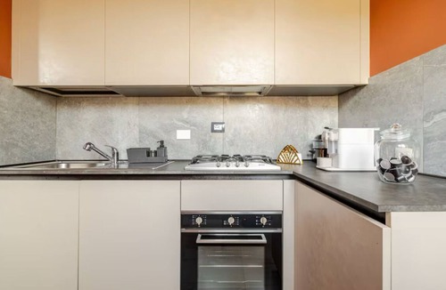 San Frediano Apartment | Luxury Apartment Nestled in Florence's center with a view on the reviver side.