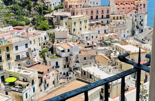 Castiglione House | Luxury House, 2 bedrooms in spacious and panoramic apartment for 6