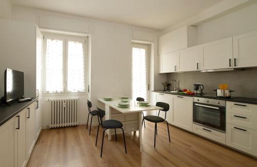 Giambellino Apartment | M4 Tolstoj Ampia Penthouse a 50m dalla Metro