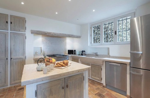 Vence Villa | Magnificent Villa with Panoramic Sea View - 5 Suite Bedrooms - BBQ - 8 Guests