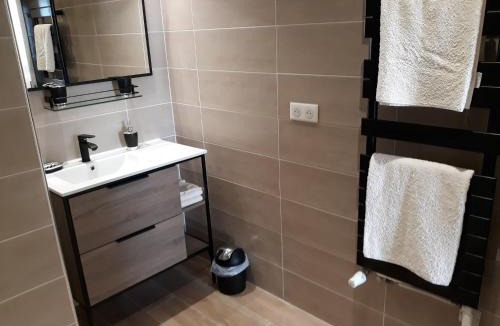 Beaulieu-sur-Mer Apartment | Magnifique appartement 2p dans une villa avec vue mer, terrasse & parking privé
