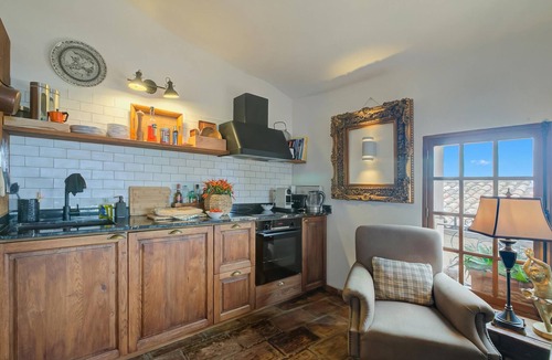 Cagnes-sur-Mer House | Maison Sans Delai with Sea View Terrace, Cagnes sur Mer, France
