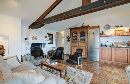 Cagnes-sur-Mer House | Maison Sans Delai with Sea View Terrace, Cagnes sur Mer, France