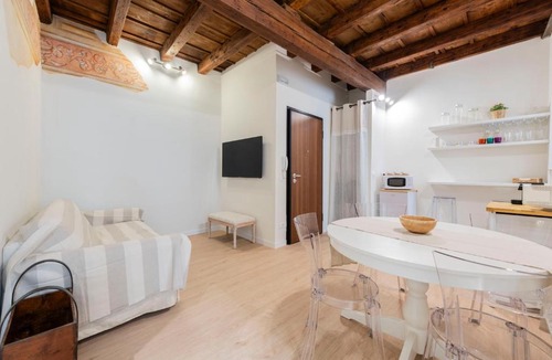 Verona City Centre Apartment | Memento Vivere by Reasy&Busy