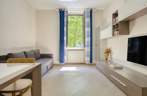 Porta Romana Apartment | Milano Easy Living - One Bedroom Apartment, Sleeps 4