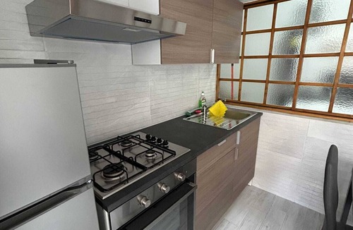 Naples Apartment | Modern apartment perfect for couples and families.