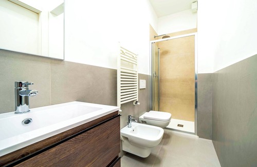 Centro Direzionale Apartment | Modern & Bright Apartment near Porta Garibaldi