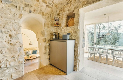 Vallebona House | Modern villa with sea view in Vallebona