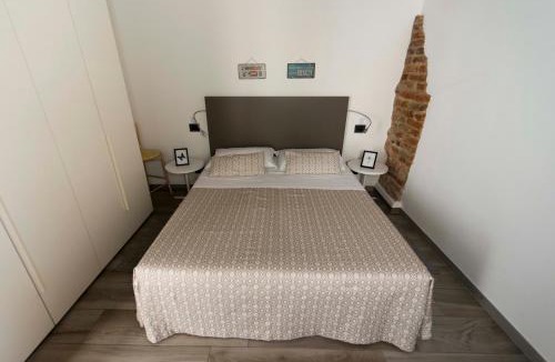 Lazise Old Town Apartment | Monolocale Torre dell'Orologio