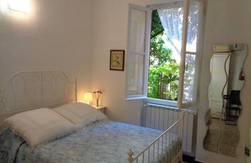 Borgo Antico Apartment | Monterosso, at 150 meters from the sea, a small and romantic house for a couple.