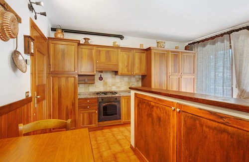 Domegge di Cadore Apartment | Monti Pallidi Studio – Mountain View, Private Terrace & Sustainable Stay in the Dolomites