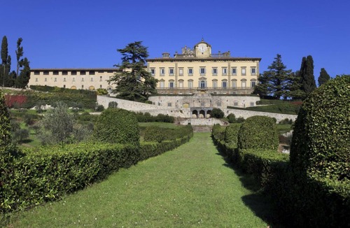 San Donato in Collina Apartment | My Exclusive Italy - Superior Suite in a Luxury Wine Estate