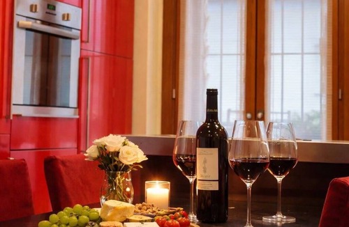 Crescenzago Apartment | NEW - Special Introductory Price: Elegant Three-Bedroom Apartment with a Terrace Overlooking the Park, Jacuzzi, and Garage
