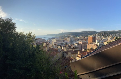 Citta Nuova-Barriera Nuova-San Vito-Citta Vecchia Apartment | Newly refurbished central flat on San Giusto hill overlooking the sea