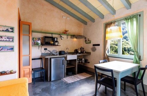 San Bartolomeo al Mare House | Nice apartment in villa for 4 people with WIFI, terrace and pets allowed