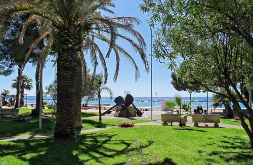 San Bartolomeo al Mare House | Nice apartment in villa for 4 people with WIFI, terrace and pets allowed