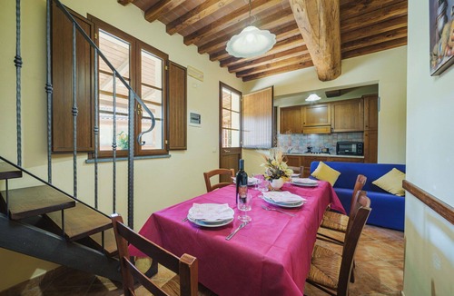 Orentano Apartment | Nice apartment for 5 guests with pool, WIFI, A/C, TV and patio