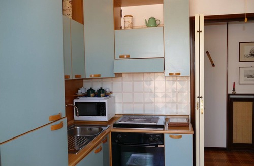 Santo Stefano al Mare Apartment | Nice apartment for 5 people with A/C, WIFI, balcony and pets allowed