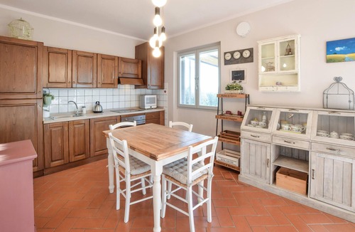 Terranuova Bracciolini Apartment | Nice apartment in Terranuova Bracciolini