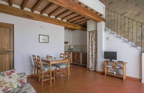 Sesto Fiorentino Villa | Nice apartment in villa for 3 people with WIFI, pool, TV, terrace and pets allowed