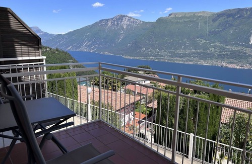 Pieve Apartment | Nice apartment for 2 people with WIFI, pool, TV and terrace