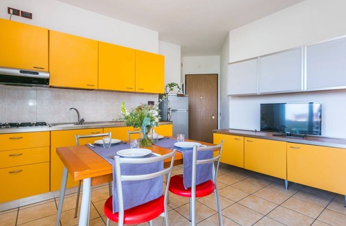 Torre di Fine Apartment | Nice apartment for 6 guests with WIFI, A/C, TV and balcony