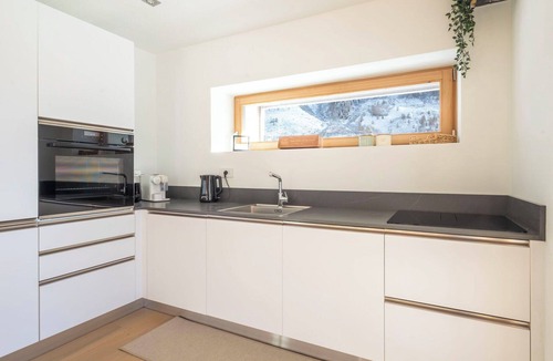 Madesimo Apartment | Nice apartment for 6 guests with WIFI, TV, terrace and pets allowed