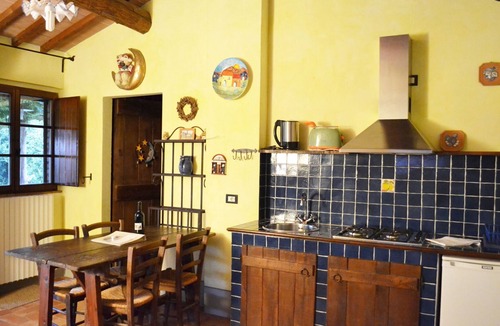 Monteleone d'Orvieto Apartment | Nice apartment for 4 people with WIFI, pool and TV