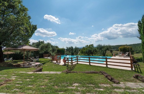 Stabbia Villa | Nice apartment in villa with A/C, pool, WIFI, TV, patio, pets allowed and panoramic view