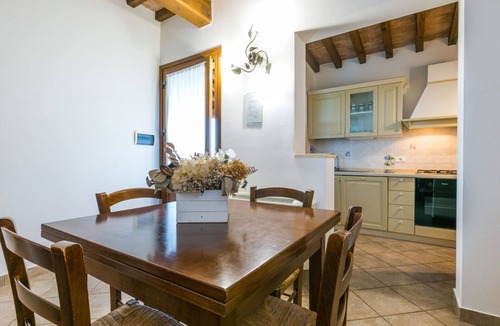 Puntone House | Nice apartment in villa for 6 guests with A/C, pool, WIFI, TV, terrace and pets allowed