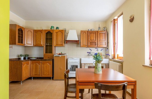 Monte Fabbri House | Nice apartment in villa with WIFI, pool, TV, pets allowed and panoramic view, close to Urbino