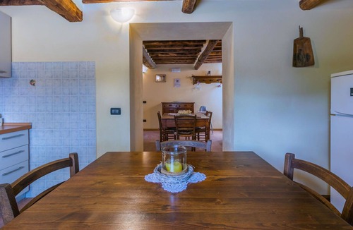 Pescia House | Nice apartment in villa for 6 people with pool, WIFI, TV and terrace