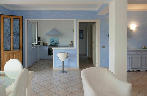 Monade Santa Lucia Villa | Nice apartment in villa with pool, WIFI, A/C, TV, patio, pets allowed and panoramic view