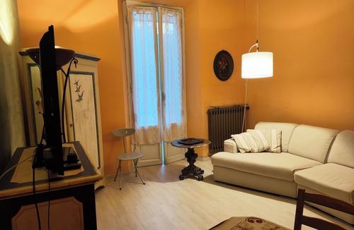 Gavinana Apartment | Nice flat in the Lungarno, at the foot of Piazzale Michelangelo.