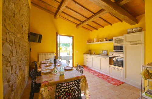 Pieve di Chio Villa | Old country mill, today a confortable holiday cottage with private and fenced swimming pool. Ideal a